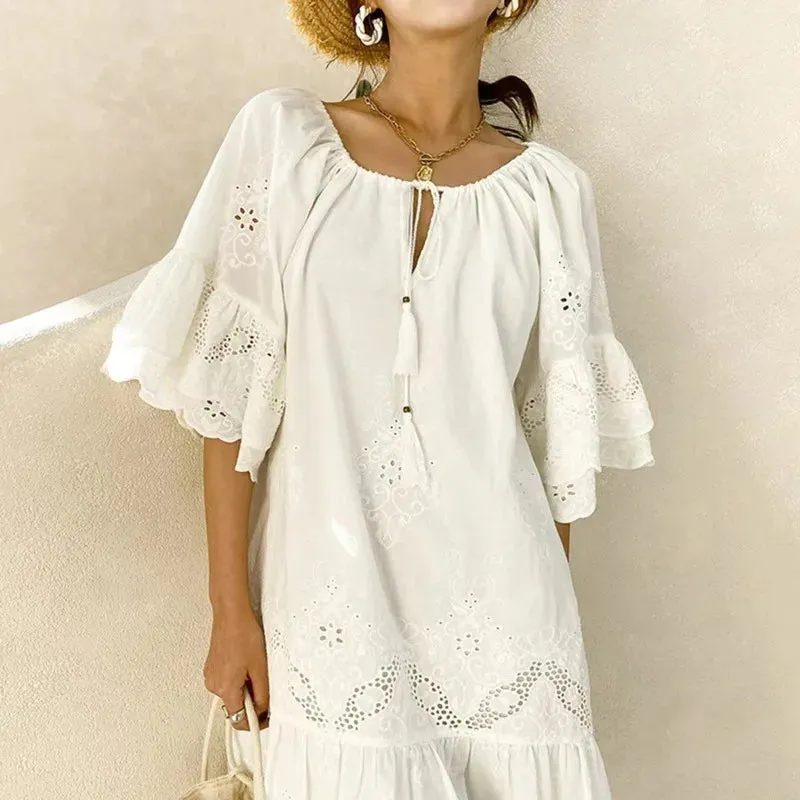2024 Spring White Mini Summer Dress Solid Color Cotton Loose Waist White Lace Pullover Vacation Style Dress