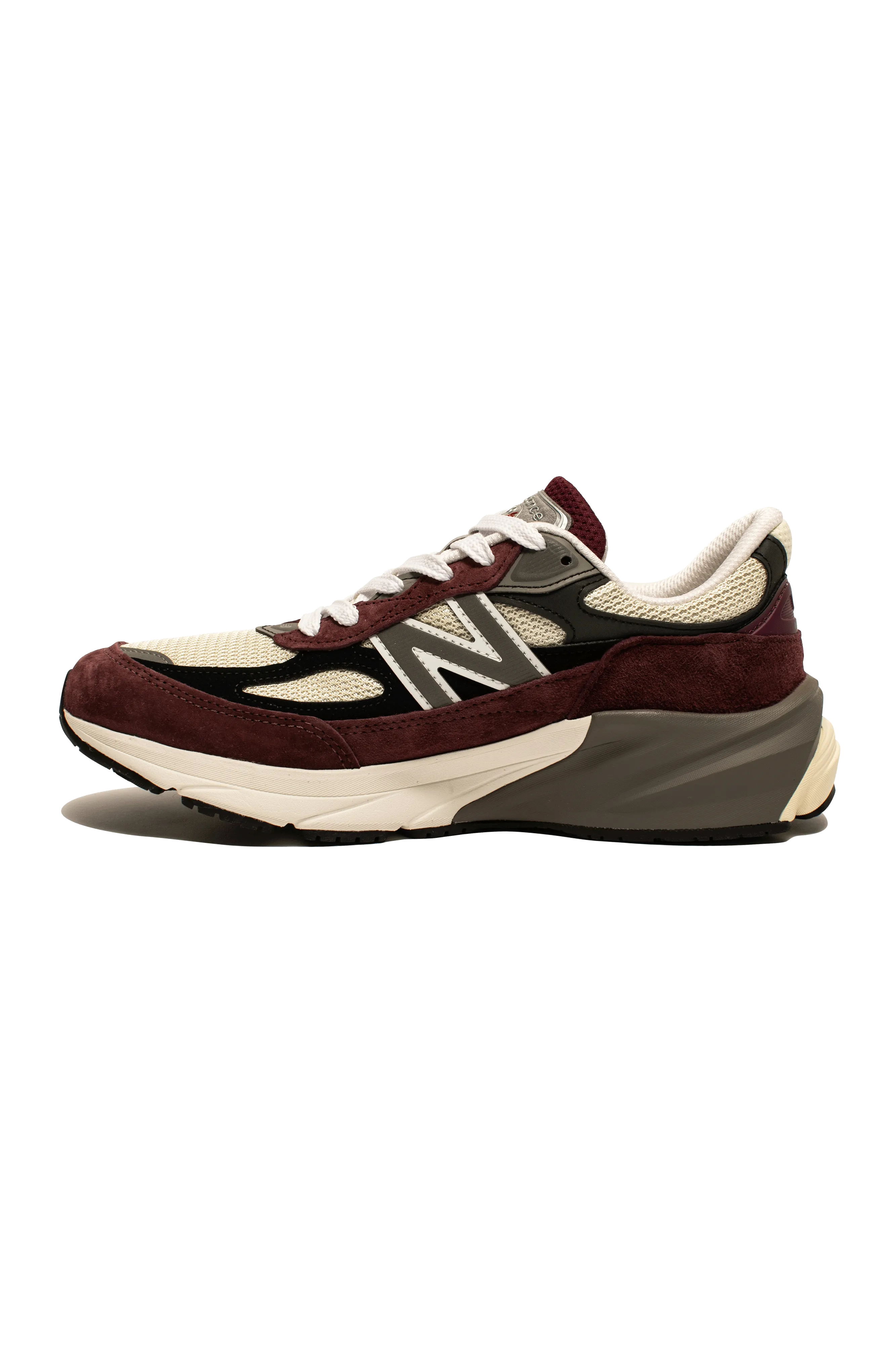 990