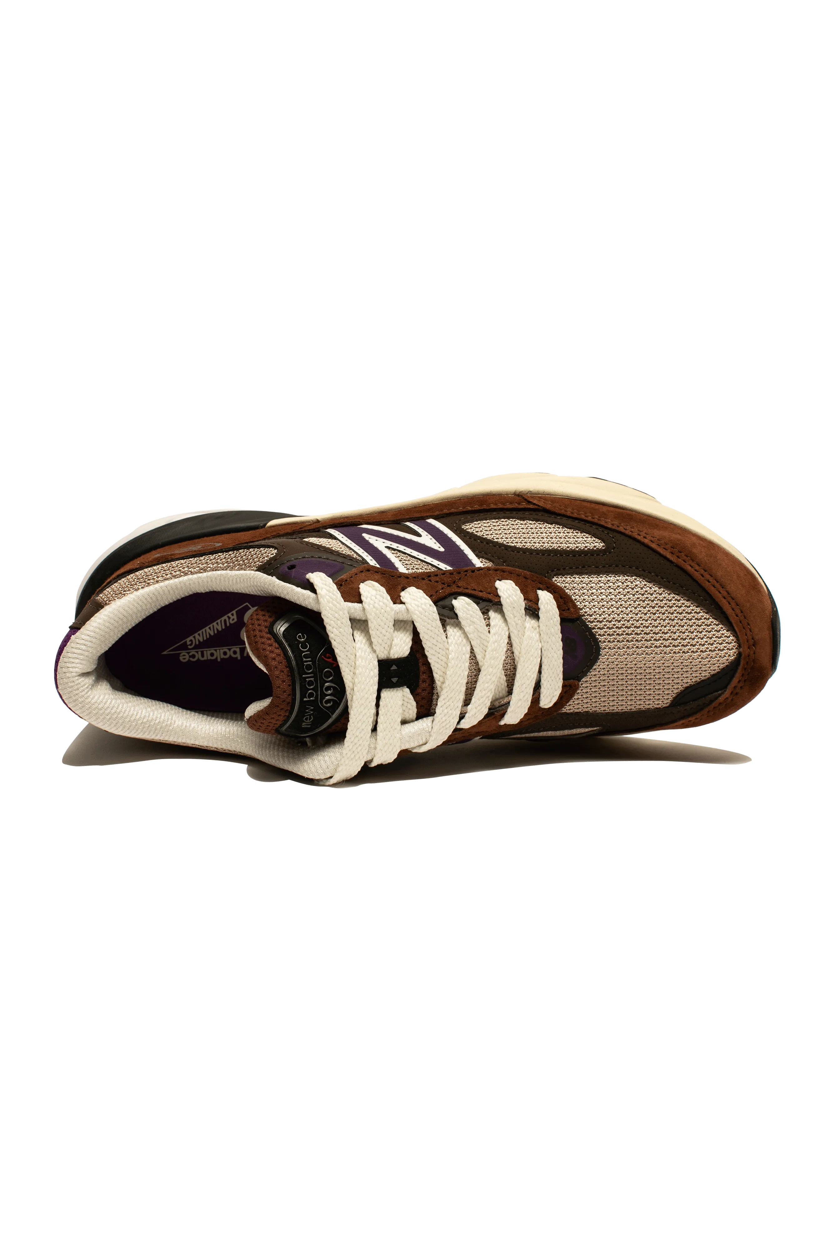 990