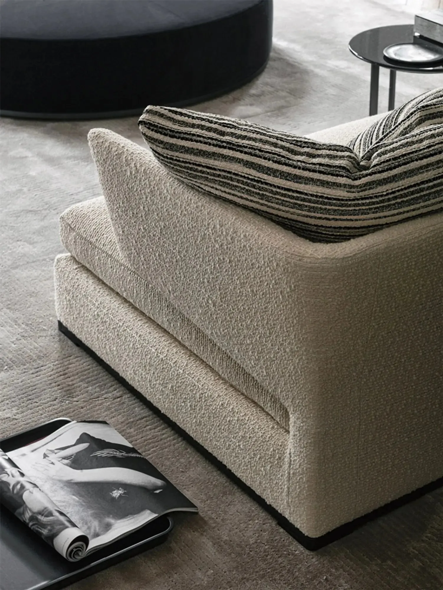 Amoenus Soft Sofa