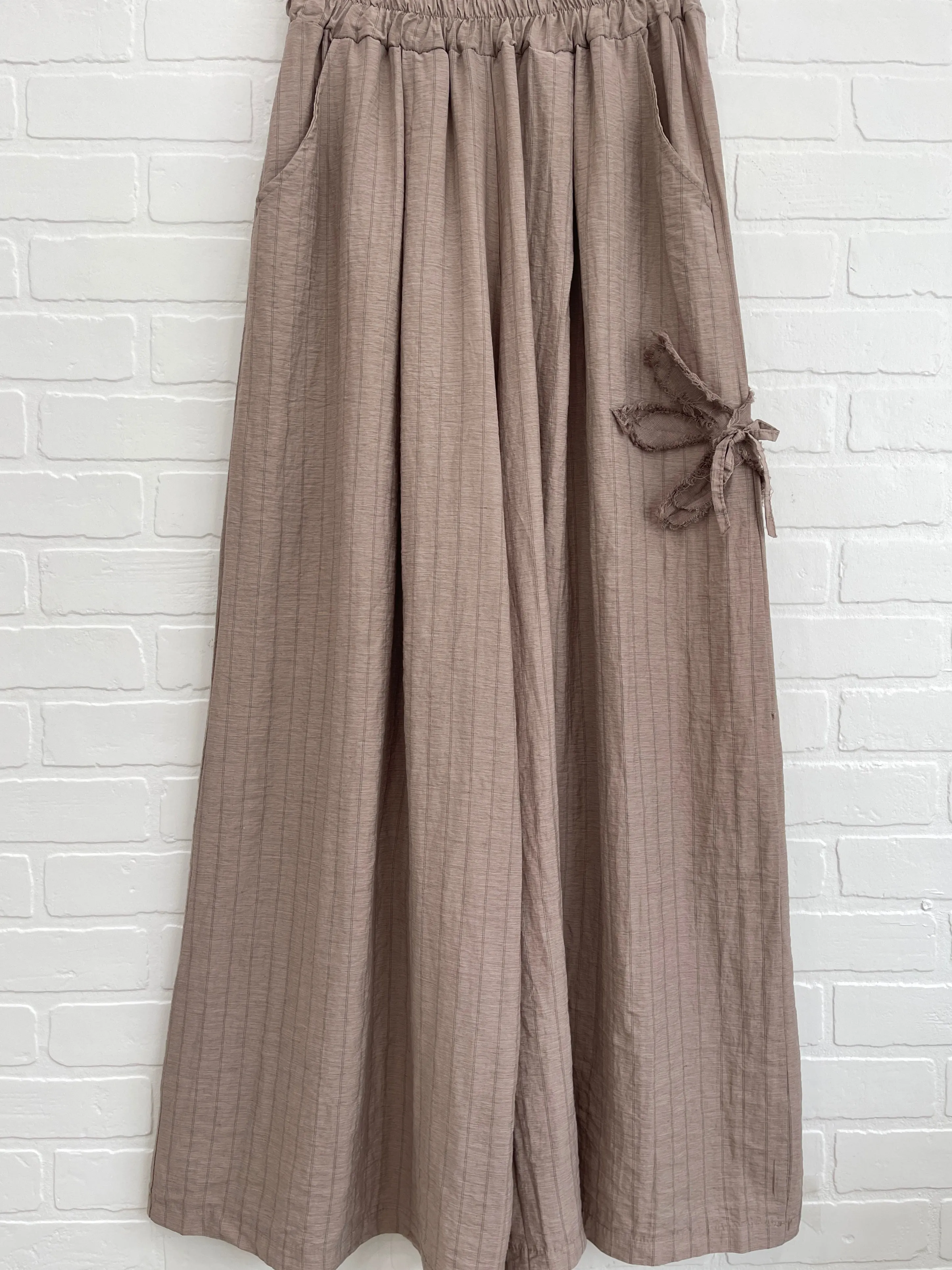 Aqua Limone Flower Detail Pants