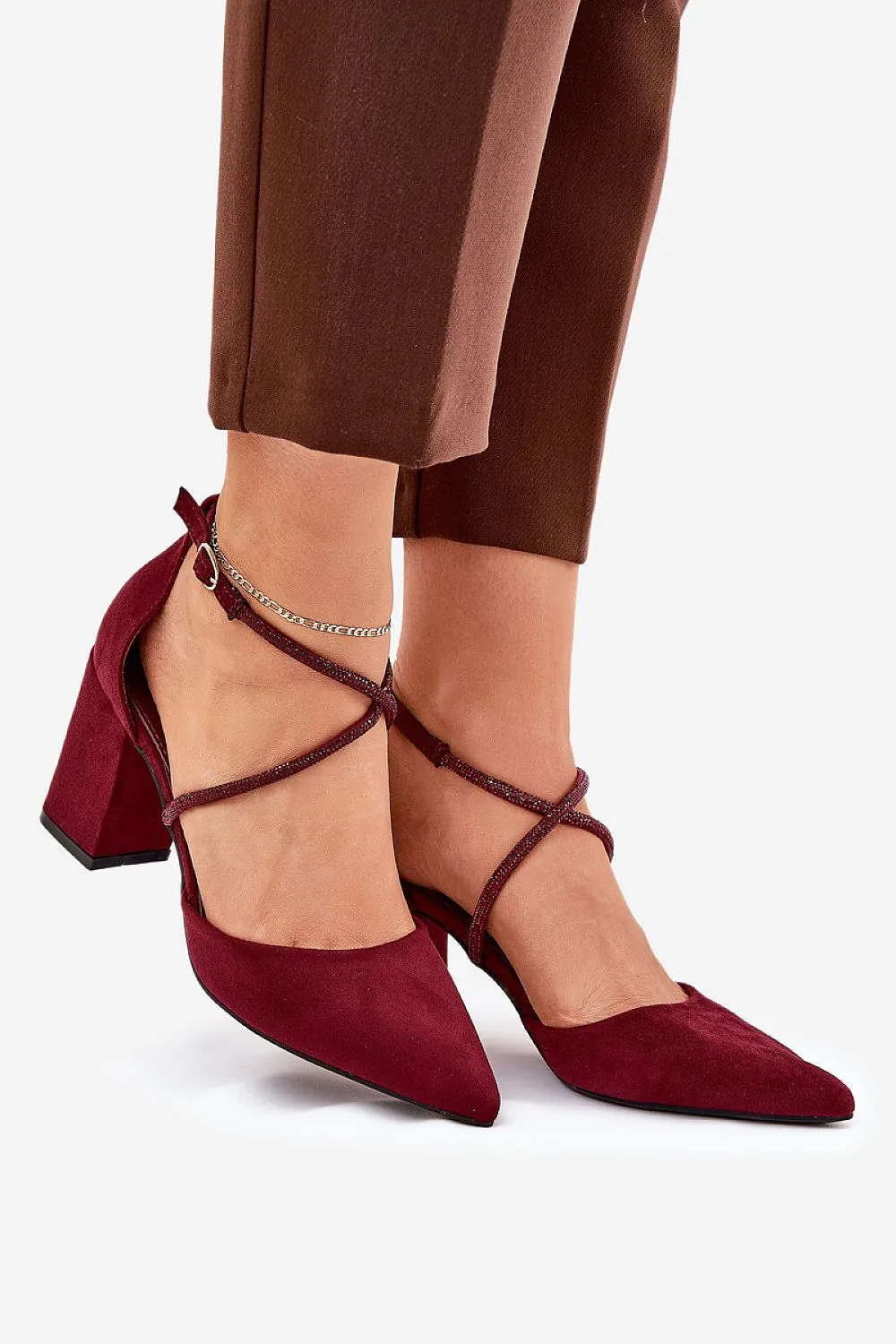 Block heel pumps