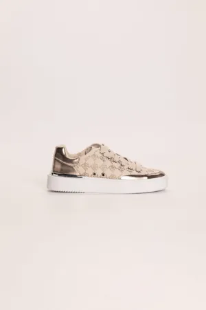 BRADLEY LACE UP SNEAKER