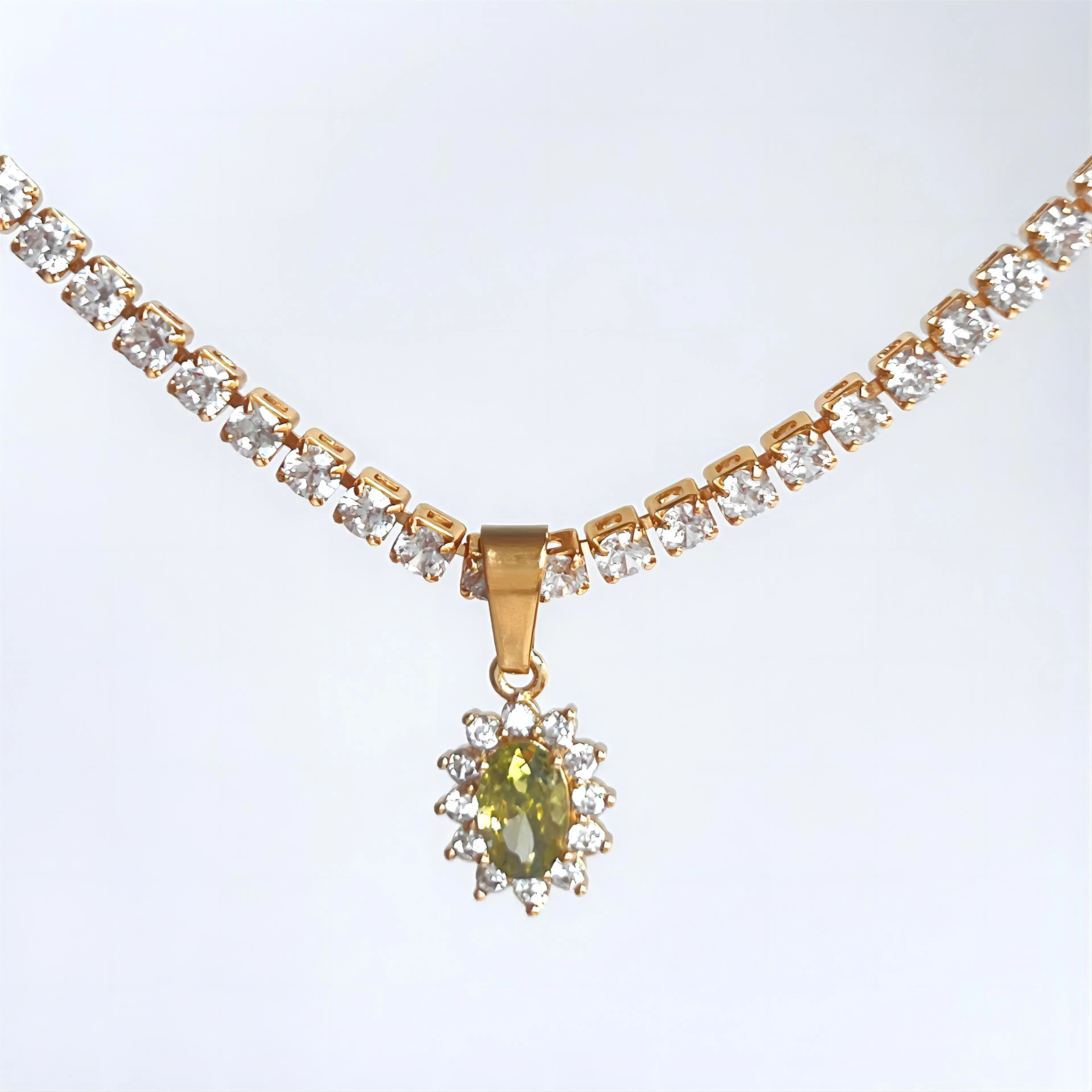 Chic Colorful Crystal Flower Pendant Box Chain Necklace