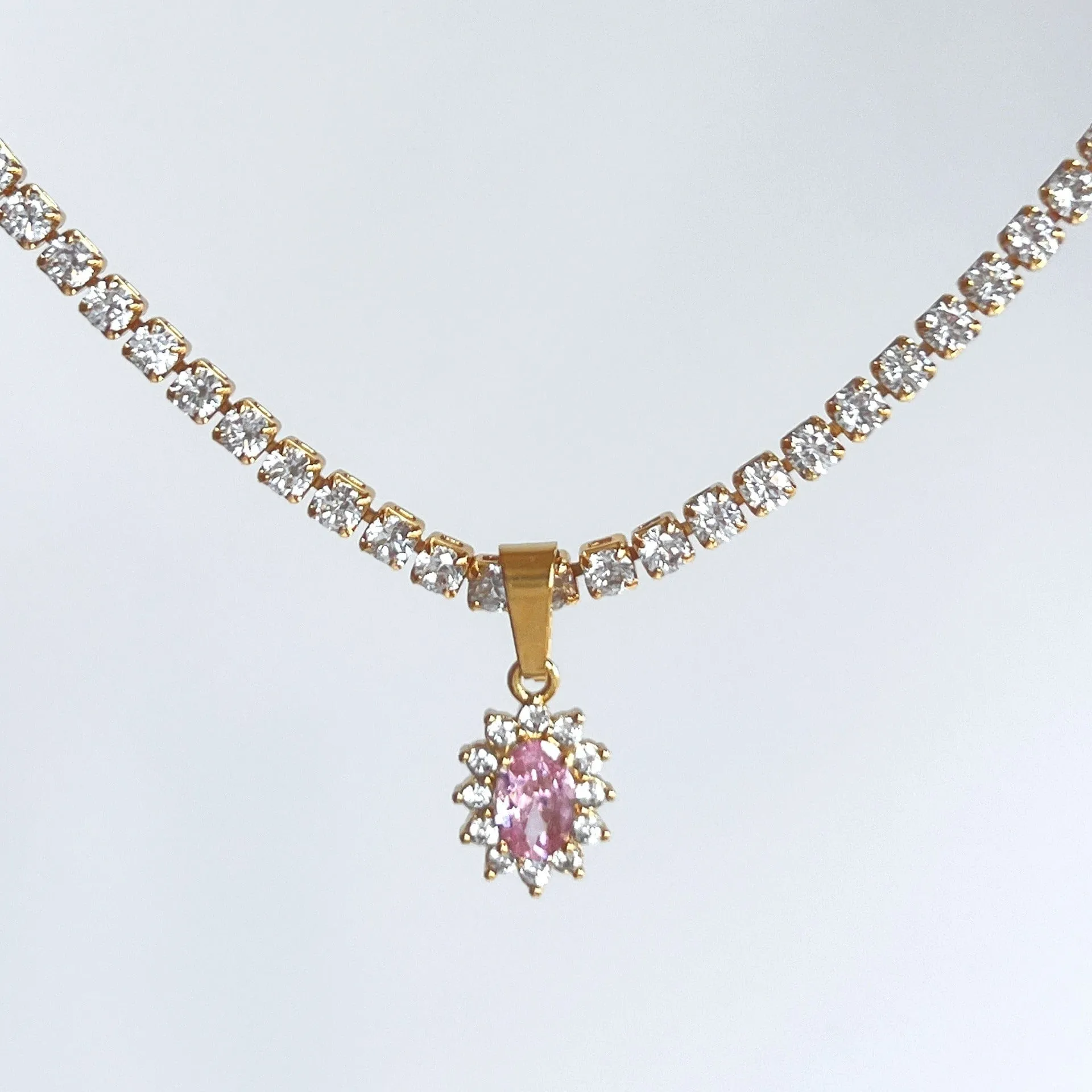 Chic Colorful Crystal Flower Pendant Box Chain Necklace