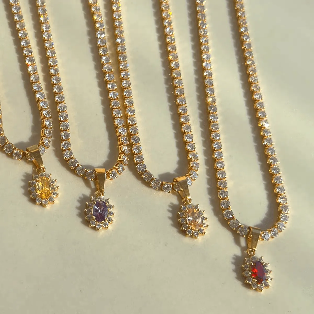 Chic Colorful Crystal Flower Pendant Box Chain Necklace