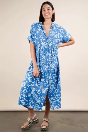 Easygoing Looks: Shop the VERY J Plus Size Oversized Printed Shirt Midi Dress