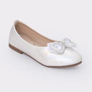 Fancy pumps for girls