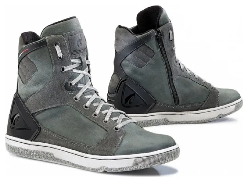 Forma Hyper Boots