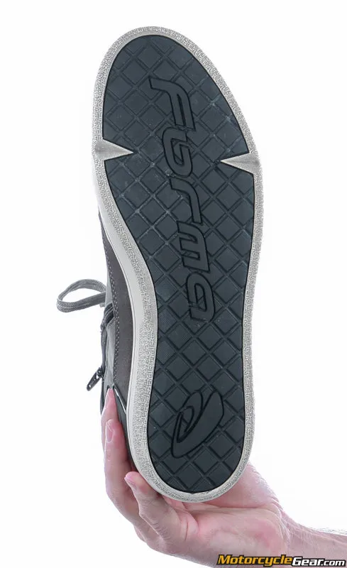 Forma Hyper Boots