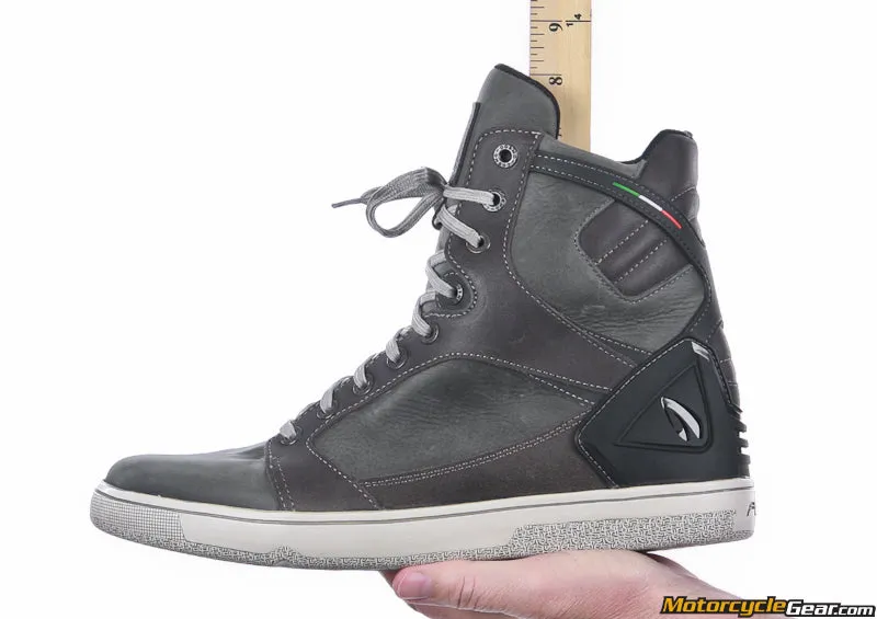 Forma Hyper Boots
