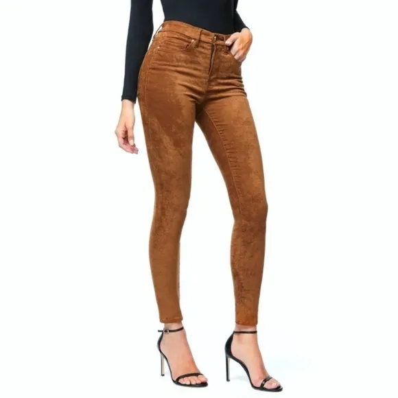 GOOD AMERICAN Good Waist Faux Suede Skinny Jeans! Retail $145.