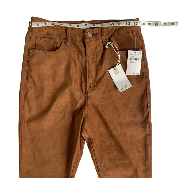 GOOD AMERICAN Good Waist Faux Suede Skinny Jeans! Retail $145.