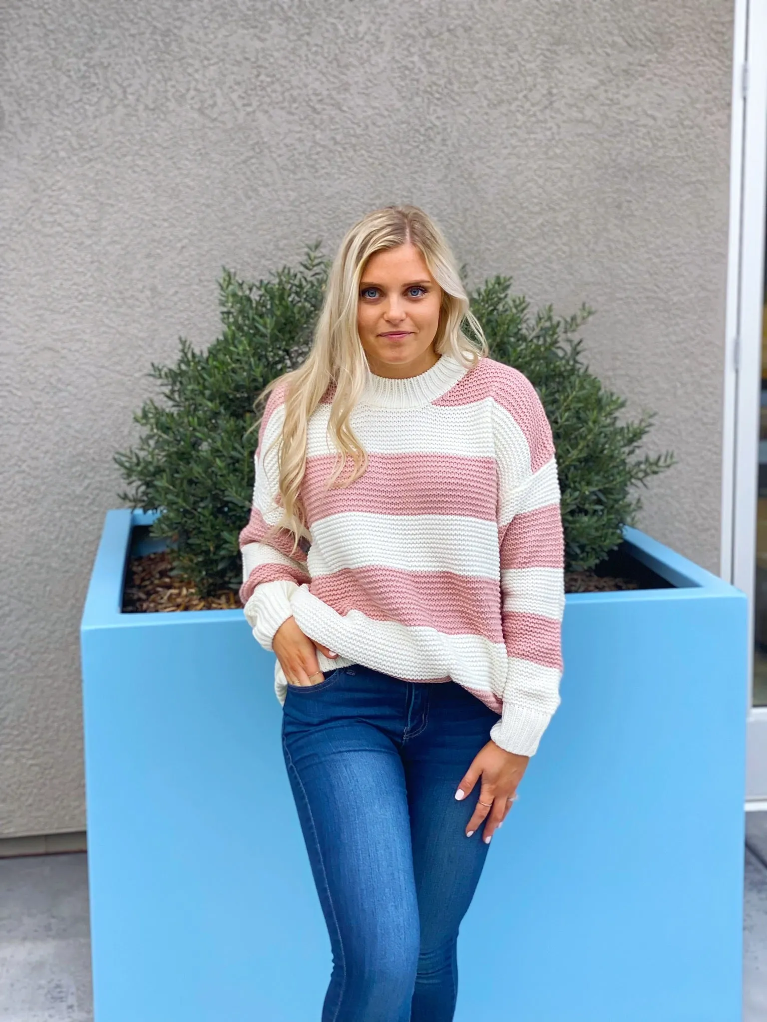 HAPPINESS IS COZY SWEATER-ROSE