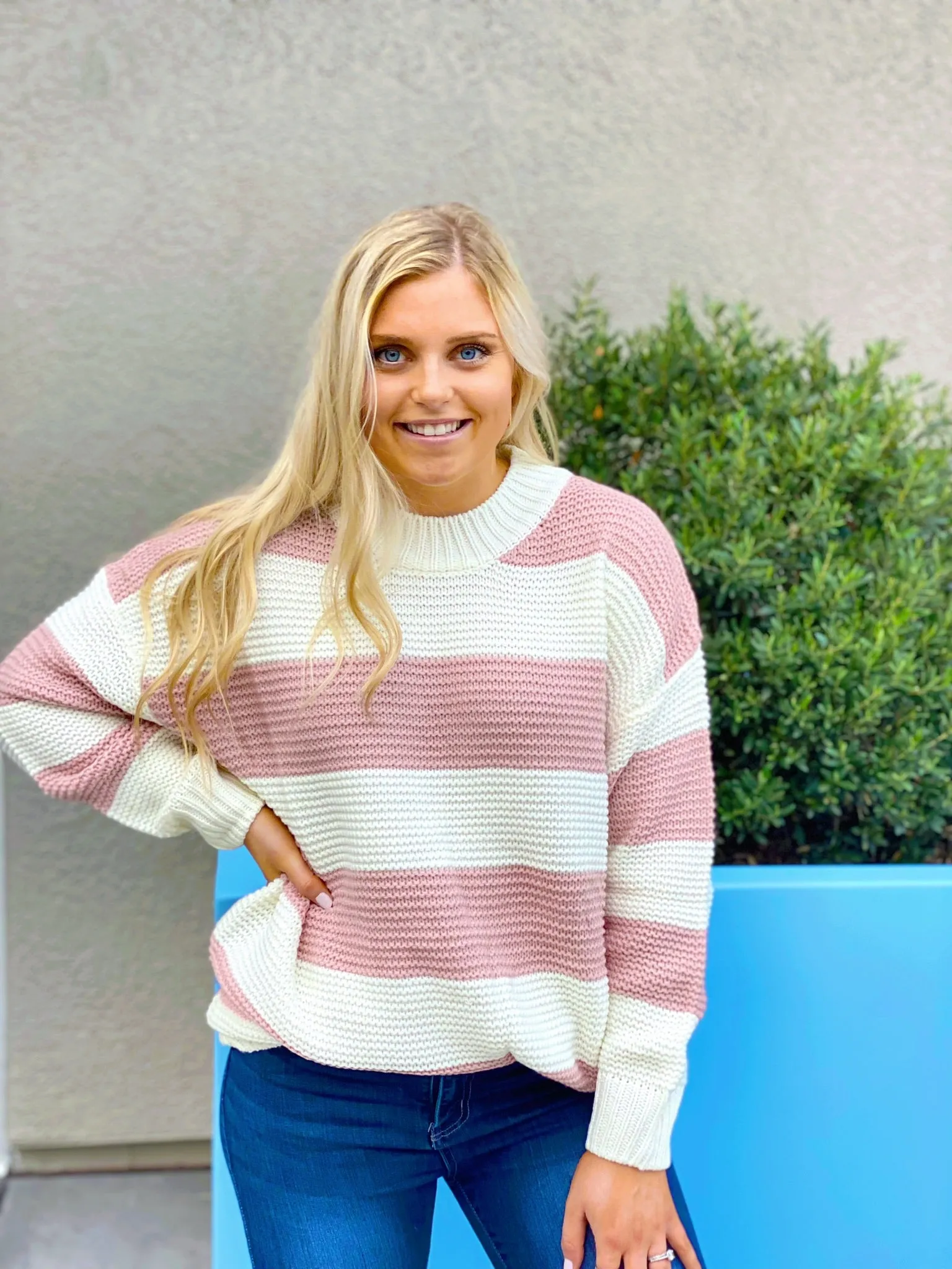 HAPPINESS IS COZY SWEATER-ROSE