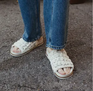 Kelsi Dagger Squish Crochet Raffia Mules