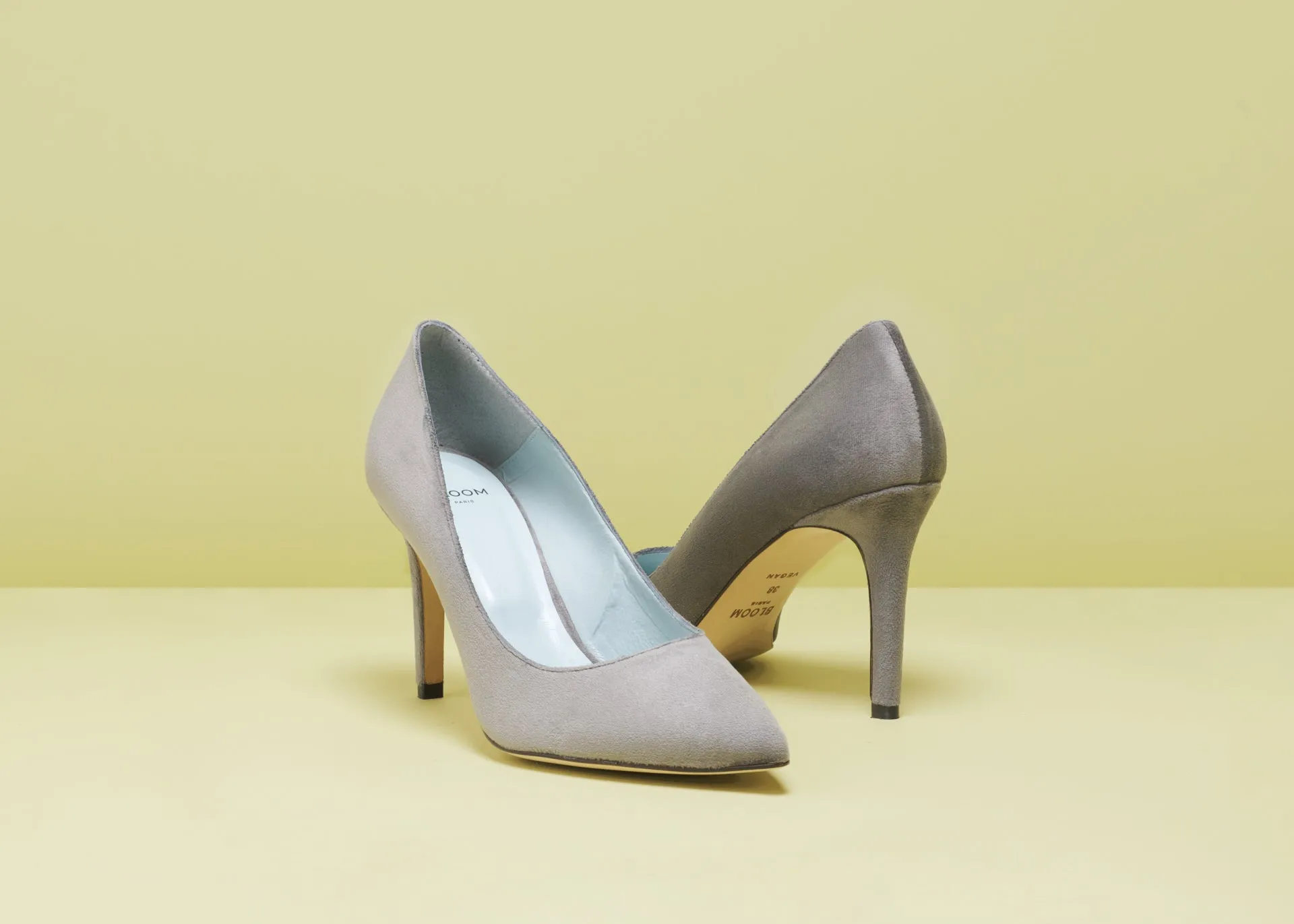 MARA GRAY VELVET PUMPS
