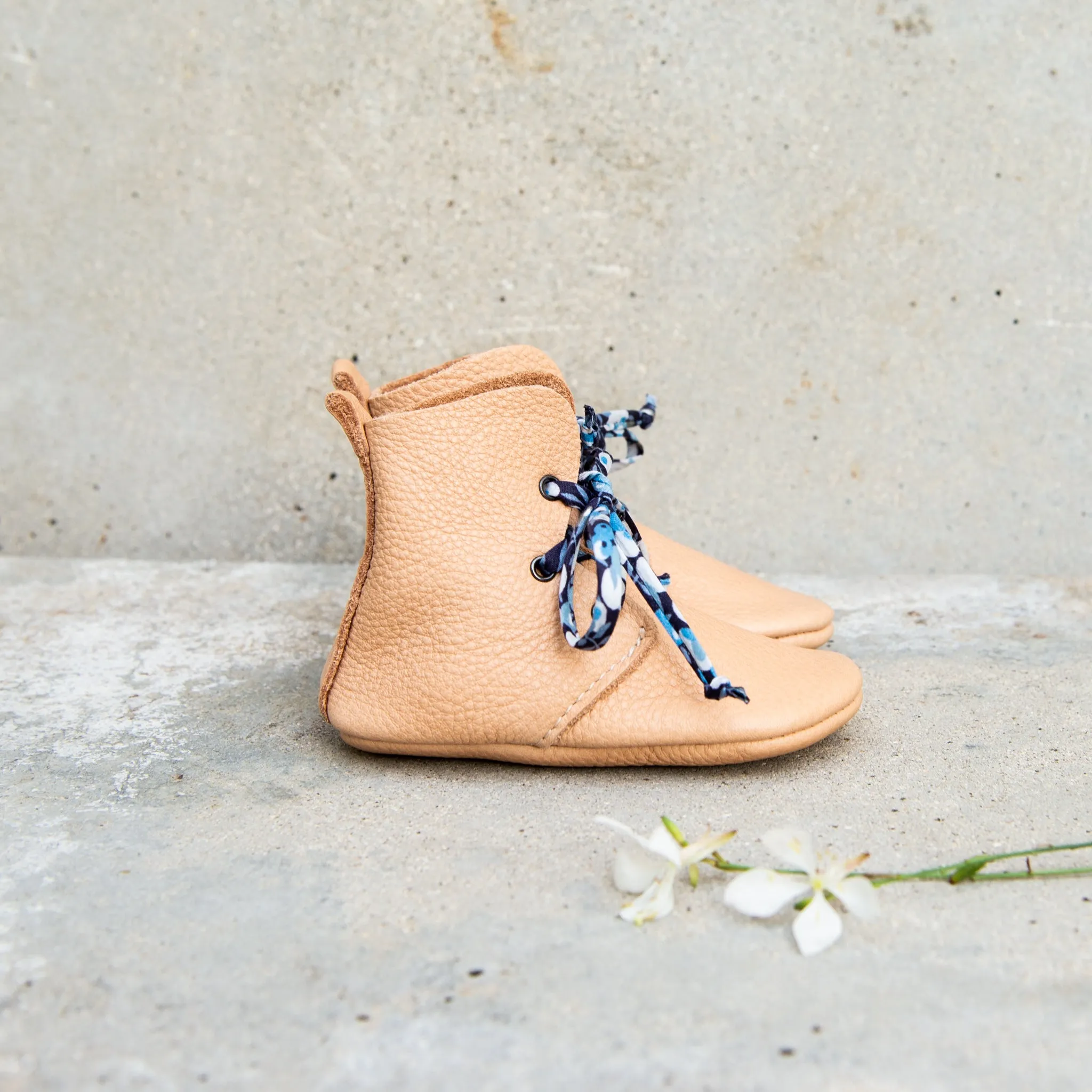 NATURAL HIGH TOPS WITH LIBERTY PRINT LACES