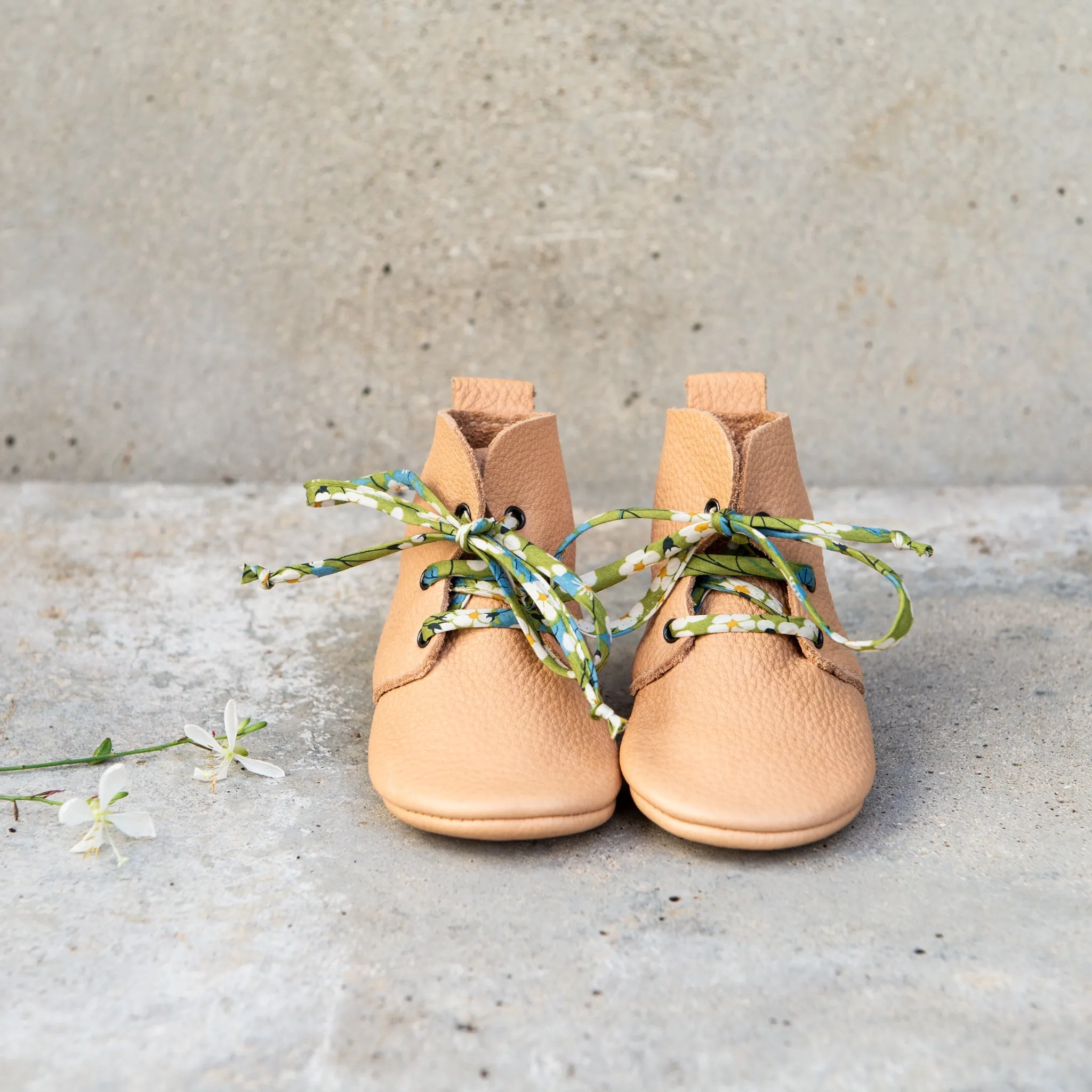 NATURAL HIGH TOPS WITH LIBERTY PRINT LACES
