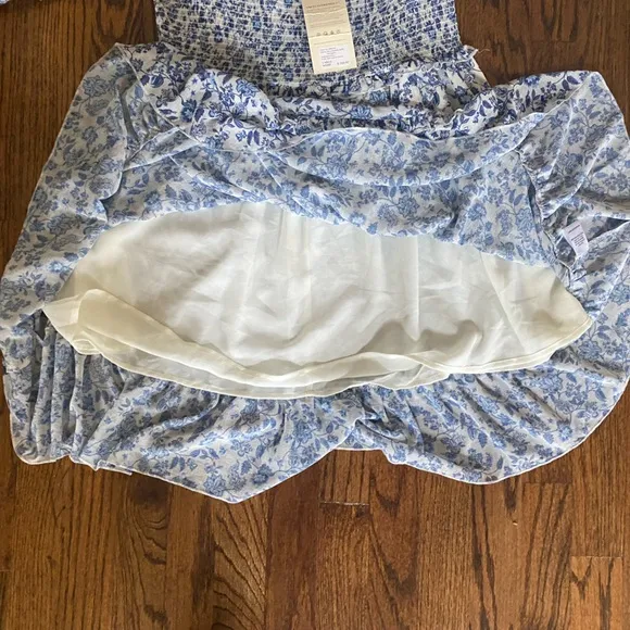 NWT Revolve Super Natural‎ By Secret Mission Greenport Dress Blue Floral Size L