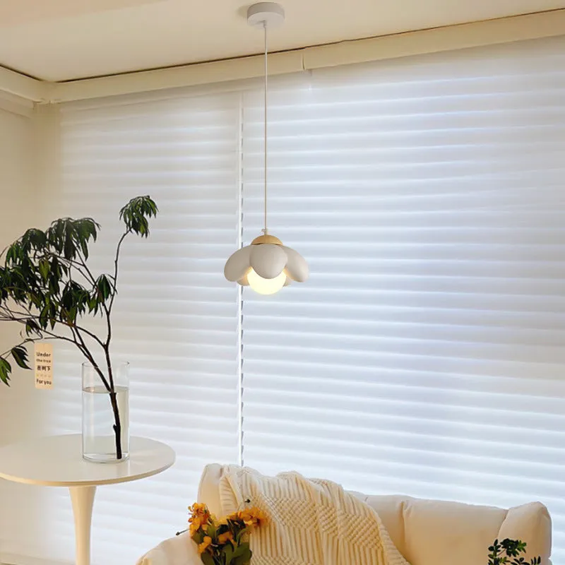 Petal Pendant Light