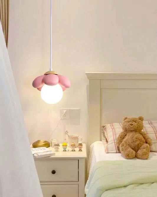 Petal Pendant Light