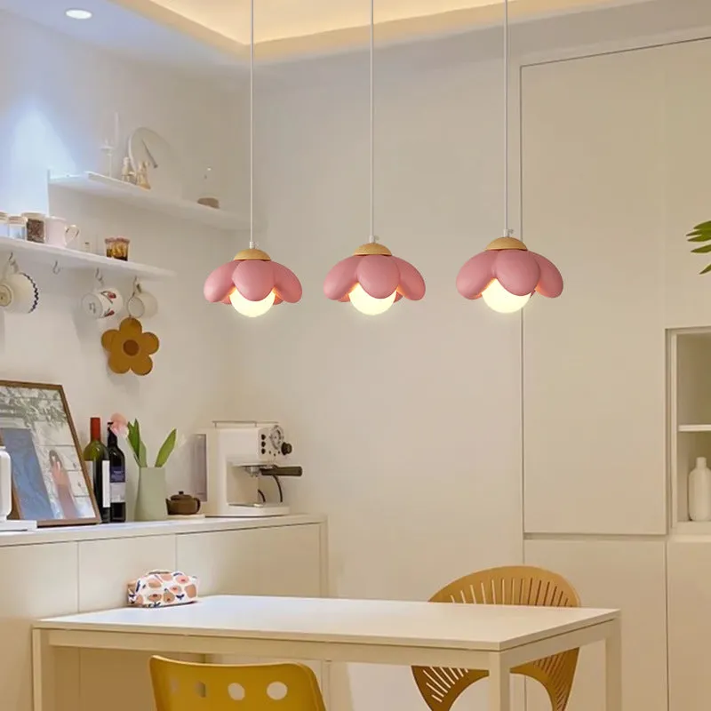 Petal Pendant Light