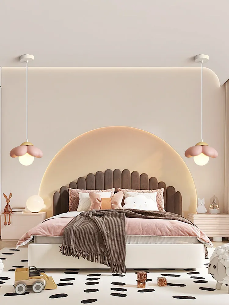 Petal Pendant Light