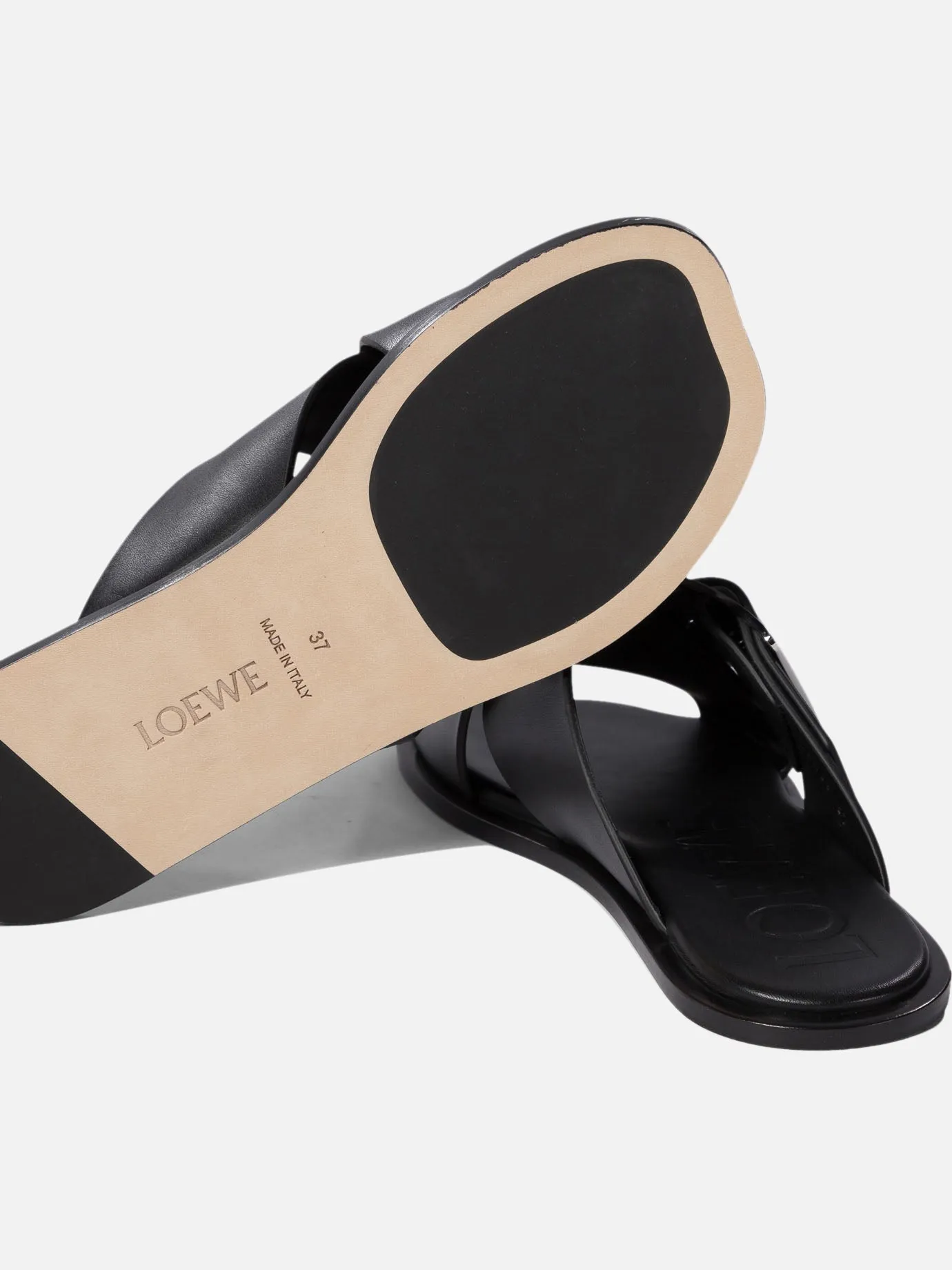"Petal Belt" sandals