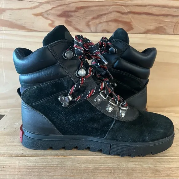 SOREL Joan of Arctic Next Lite Waterproof Hiker Boot Women's US 6
