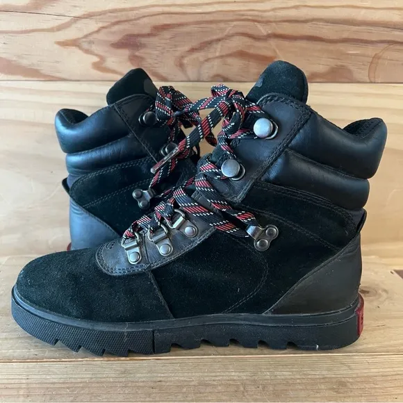 SOREL Joan of Arctic Next Lite Waterproof Hiker Boot Women's US 6