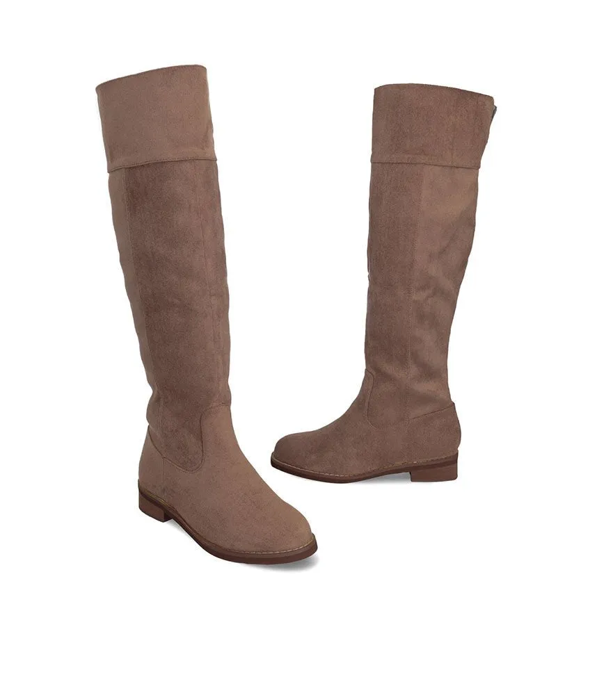 Stylish Flat Knee-high boots in Light Brown Faux suede