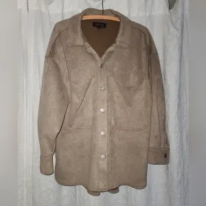 Truth fax suede fall shacket sz m