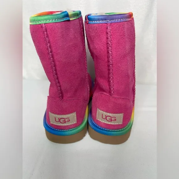UGG Classic Short II Rainbow Girls Suede Winter Boot Pink Azalea Toddler Size 13