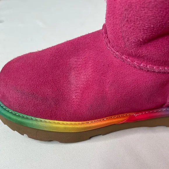 UGG Classic Short II Rainbow Girls Suede Winter Boot Pink Azalea Toddler Size 13