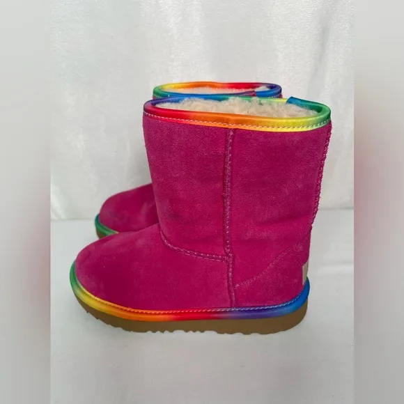 UGG Classic Short II Rainbow Girls Suede Winter Boot Pink Azalea Toddler Size 13