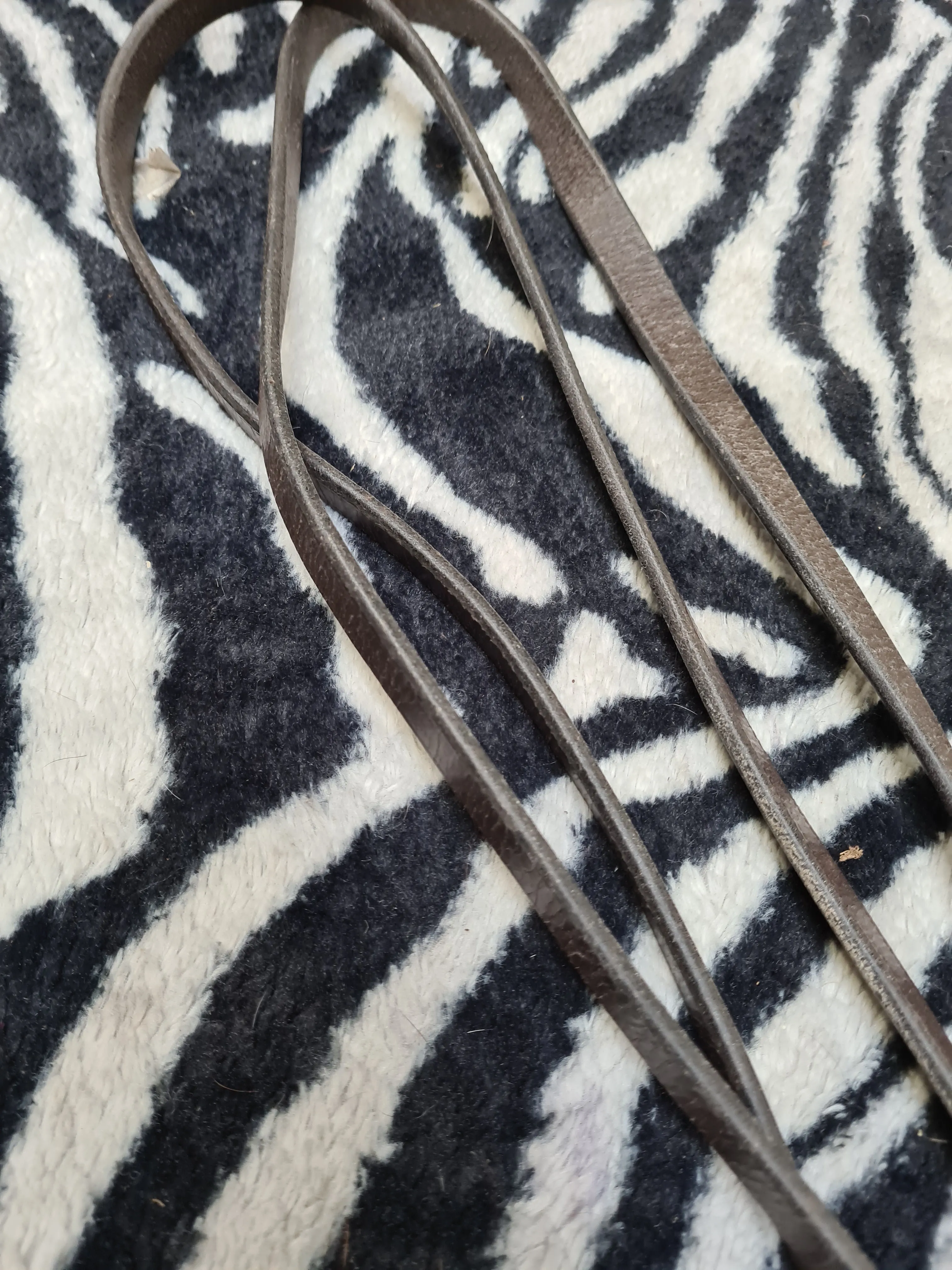 Used cob size brown leather reins FREE POSTAGE☆